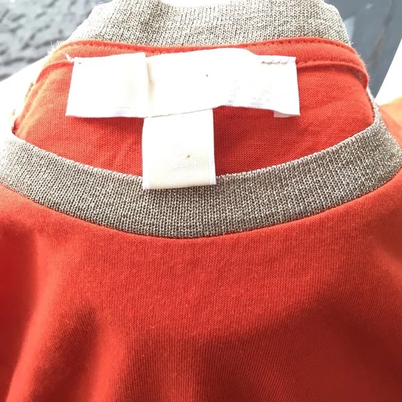 Michael Kors Cold Shoulder Short Sleeve Blouse Sunset Orange and Gold Collar - Picture 4 of 8